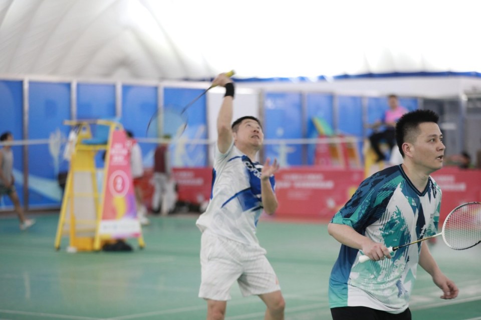 竞技场, 项赛事同时 竞技场, 项赛事同时